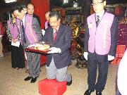 帕劳总统当选人赴基隆关帝庙还愿