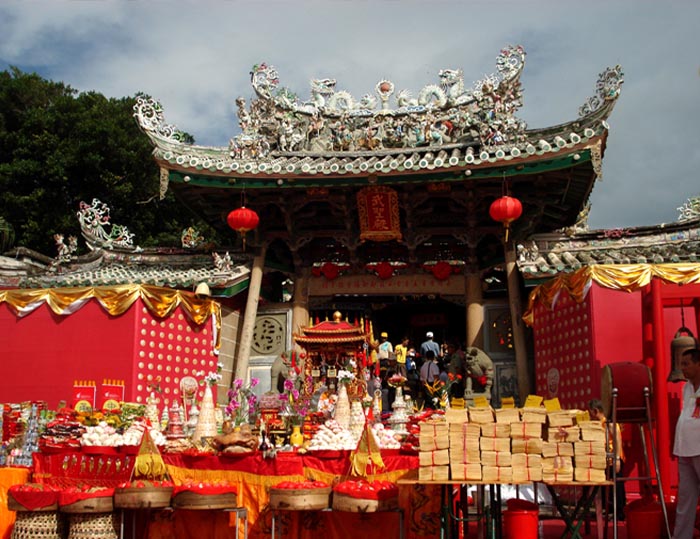 00 刘小龙家乡福建东山岛的铜陵关帝庙.JPG