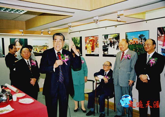 08 台北1998年金秋举办朱正明《中华关帝文化摄影展》.jpg