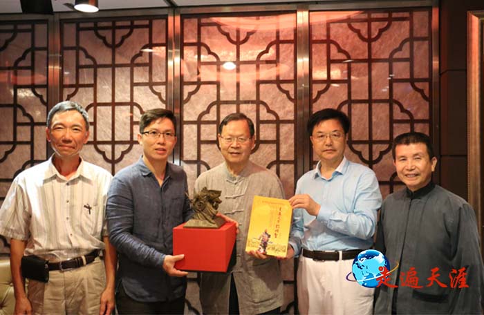 5 在台北拜会廖正豪先生(中).JPG