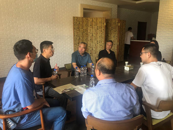 5调研组与蒲源关帝庙负责人座谈.jpg