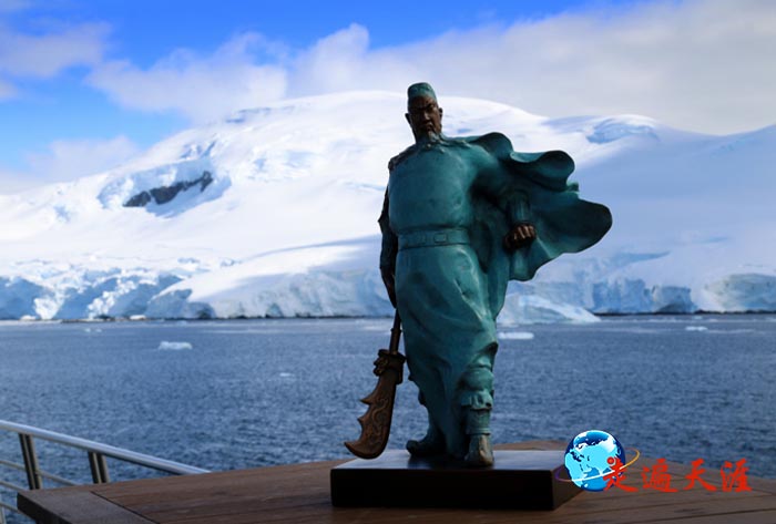 6 中华关帝,巍然矗立南极天堂湾.JPG