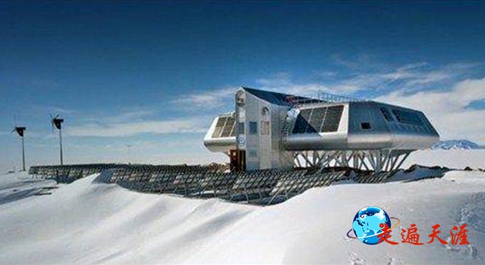 5 美国阿蒙森-斯科特南极考察站，1957年1月23日建于南极点，海拔2900米.jpg
