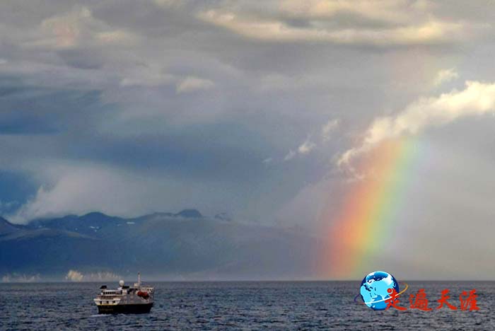 3 12月17日，破冰邮轮回到乌斯怀亚，迎接我们的，是跨越两大洋的绚丽彩虹.jpg