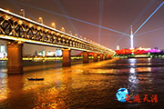 041  落户江城 走遍世界访关公悄然启动