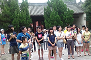 两岸三地：大学生齐聚当阳寻访关公足迹