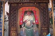 陕西韩城：东营关公殿圣像落成